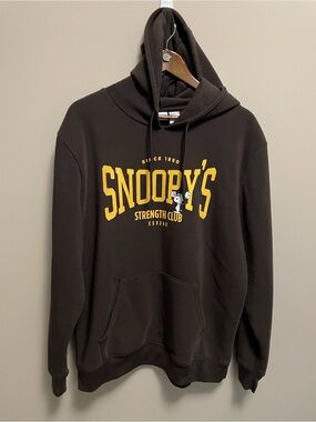 Peanuts Snoopy’s Strength Club Brown & Yellow Hoodie Men Women Large